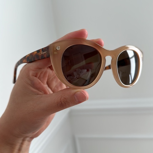 Salvatore Ferragamo - Picture 4 of 10